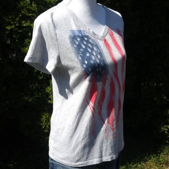 American Flag Tee Size Small - Picture 2 of 3